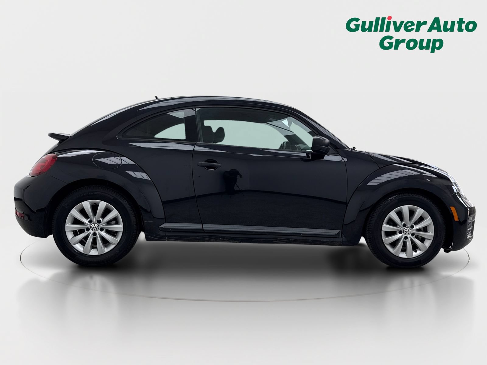 Used 2018 Volkswagen Beetle 2.0T S FWD image 10