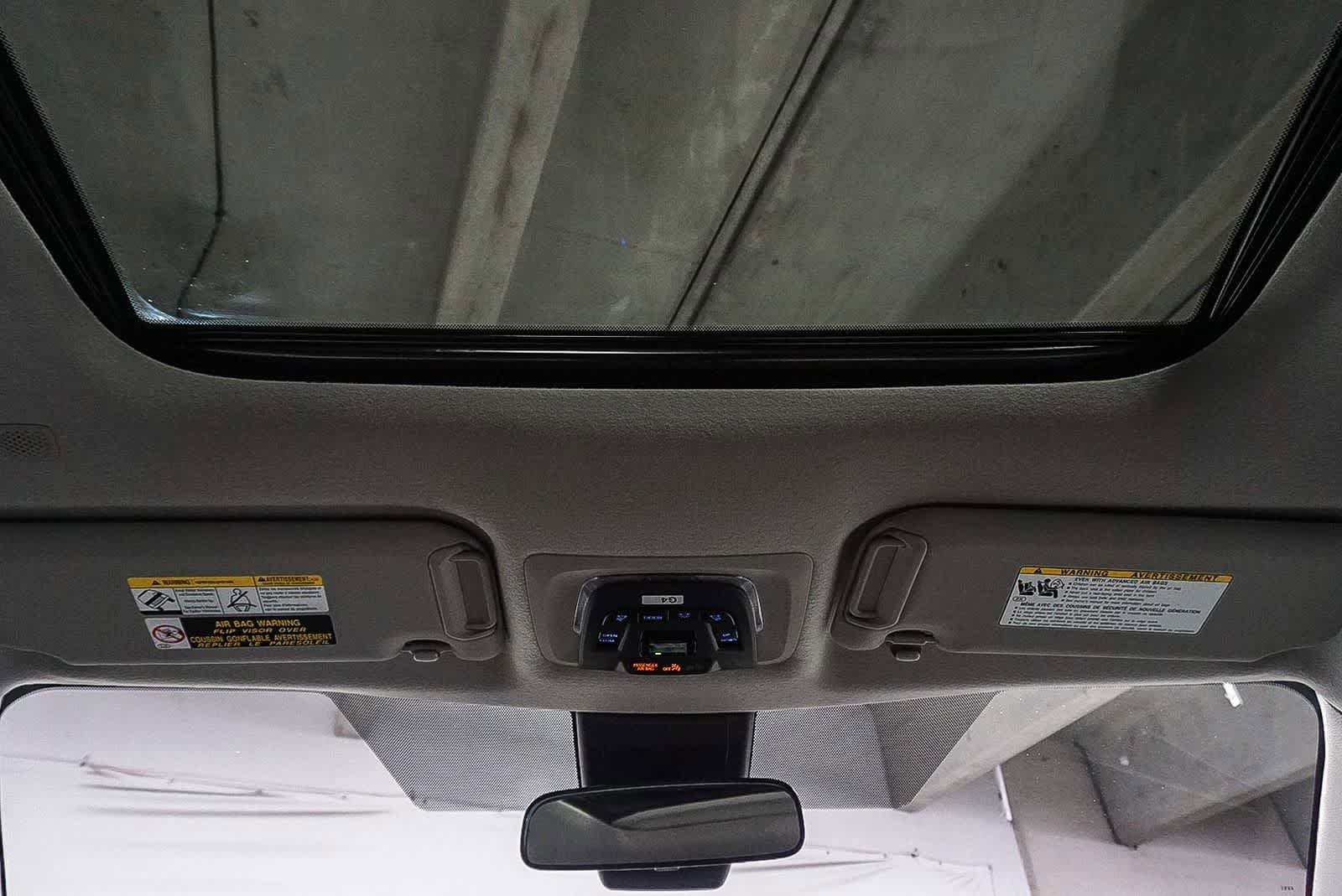 Certified 2022 Toyota Corolla Cross LE w/ Moonroof Package FWD image 14
