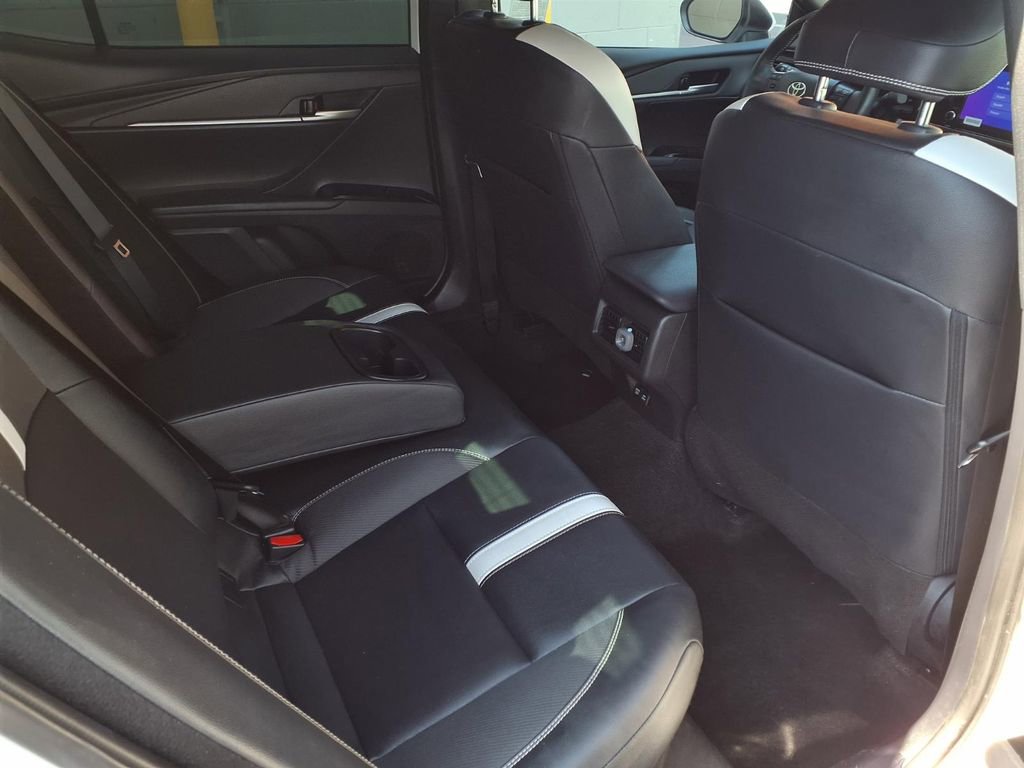 Certified 2025 Toyota Camry SE w/ Convenience Package image 22