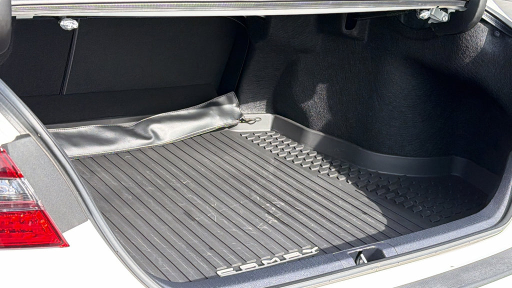 Certified 2024 Toyota Camry SE image 27