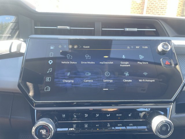 New 2027 Chevrolet Bolt LT w/ Comfort Package FWD image 16