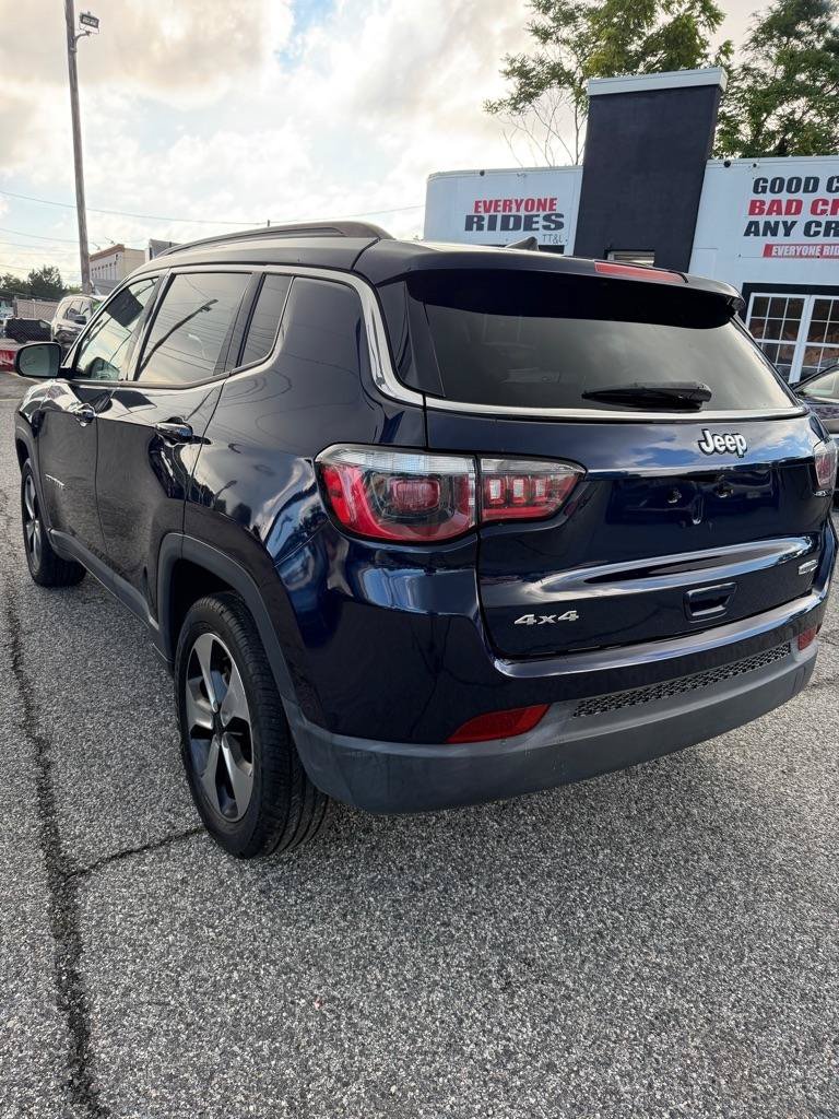 Used 2018 Jeep Compass Latitude w/ Popular Equipment Group AWD/4WD image 6