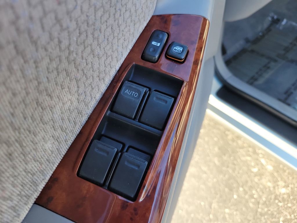 Used 2003 Toyota Corolla CE image 15