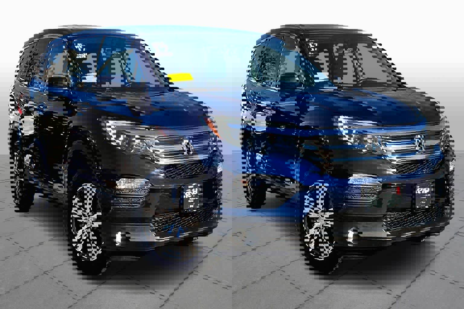 Used 2017 Honda Pilot EX-L image 3