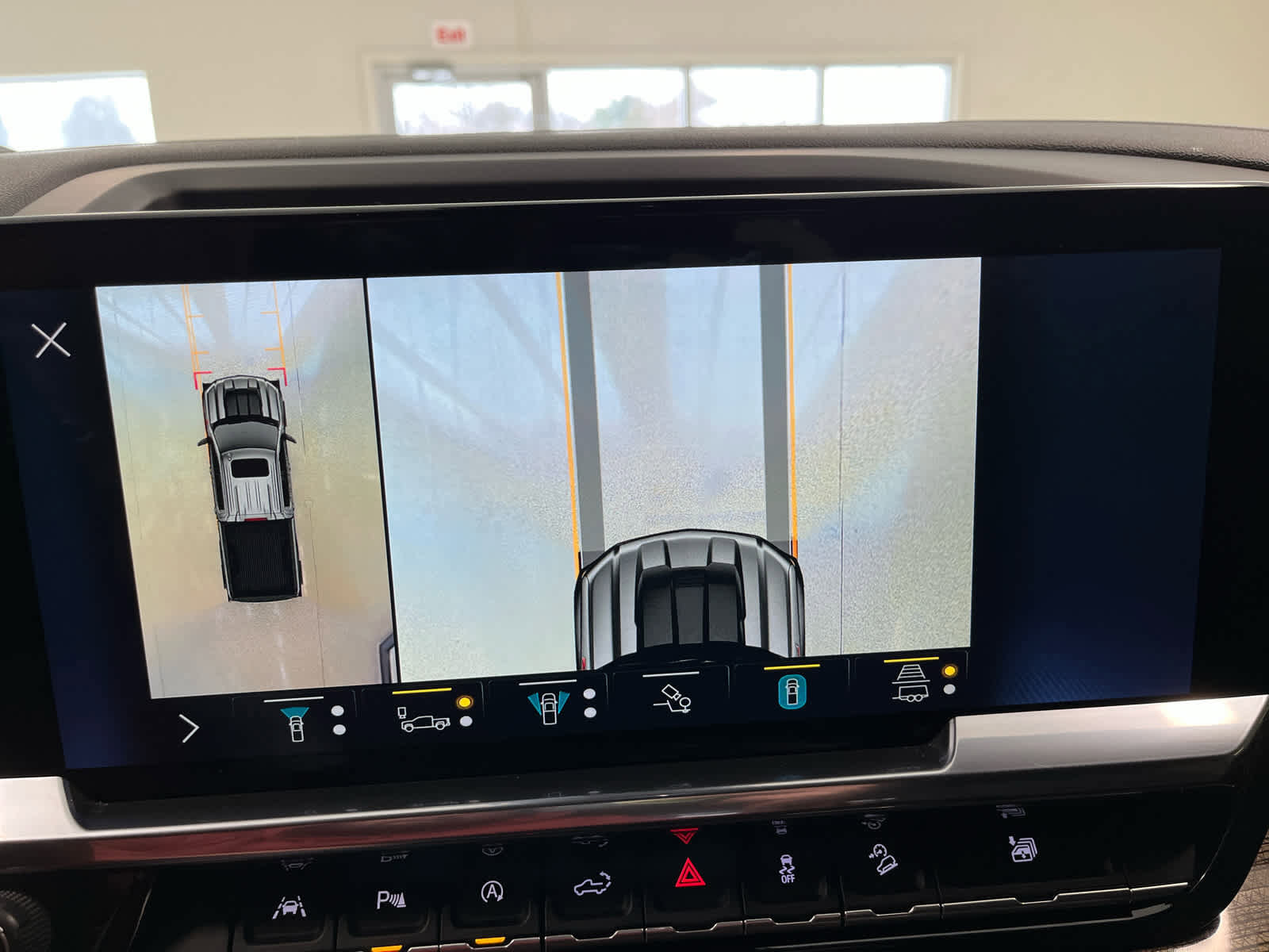 Used 2022 Chevrolet Silverado 1500 LT Trail Boss w/ LT Trail Boss Premium Package image 37