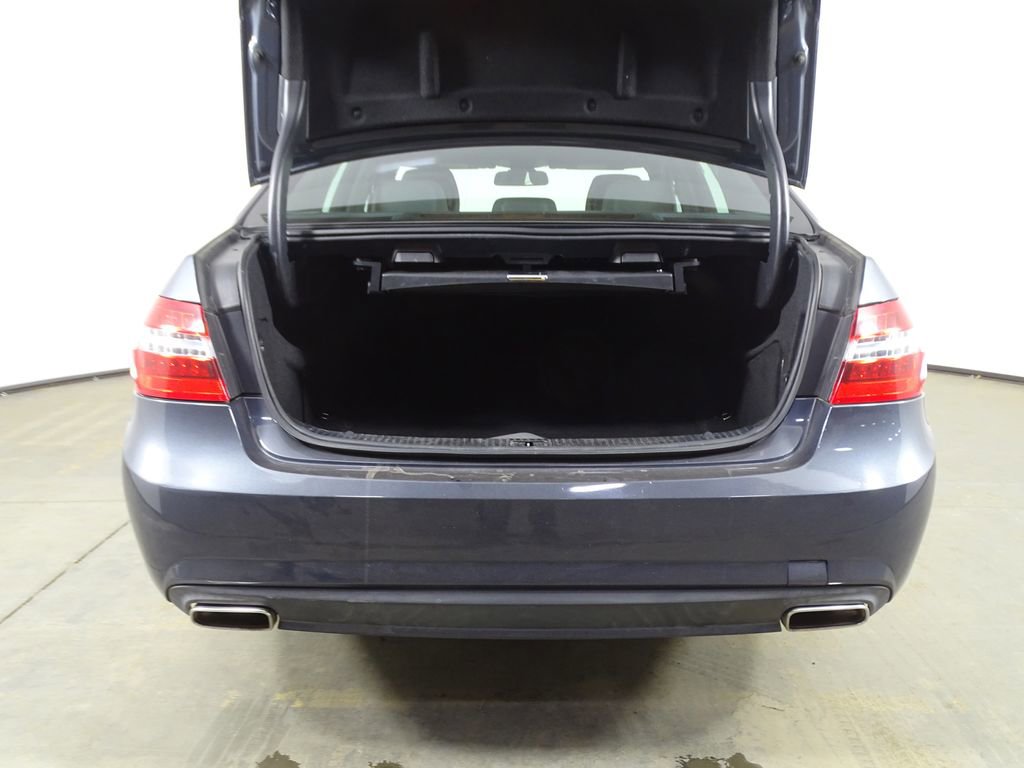 Used 2013 Mercedes-Benz E 350 4MATIC Sedan image 15