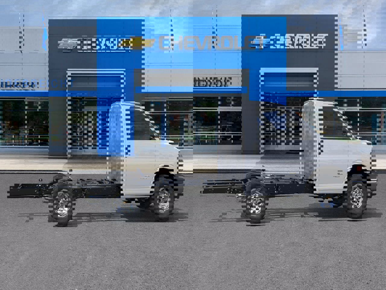 New 2026 Chevrolet Express 3500 image 29