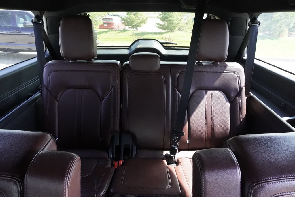 Used 2024 Ford Expedition Max Limited AWD/4WD image 31