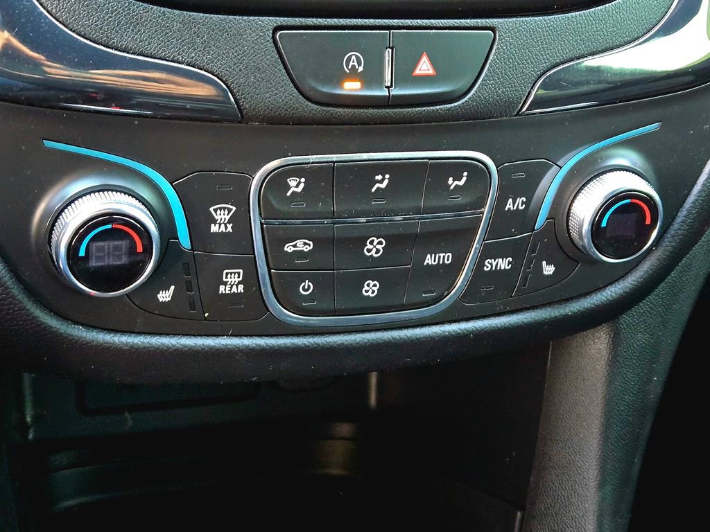 Used 2022 Chevrolet Equinox RS image 19