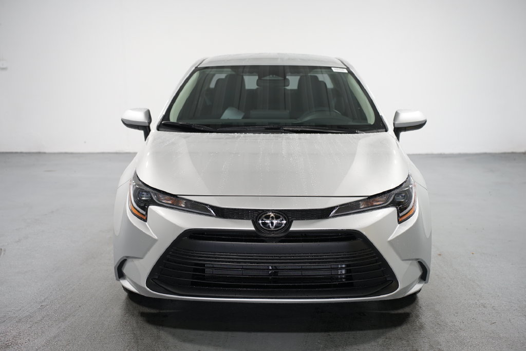 New 2027 Toyota Corolla LE FWD image 2