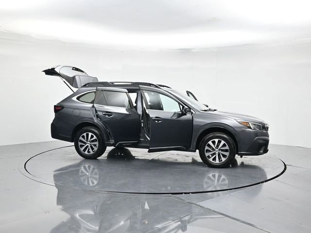 Used 2020 Subaru Outback Premium image 49
