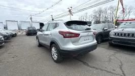 Used 2022 Nissan Rogue Sport SV AWD/4WD image 7