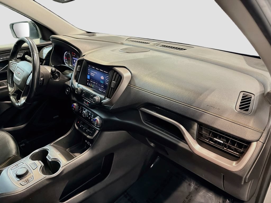 Used 2022 GMC Terrain AT4 w/ GMC Pro Grade Package AWD/4WD image 32