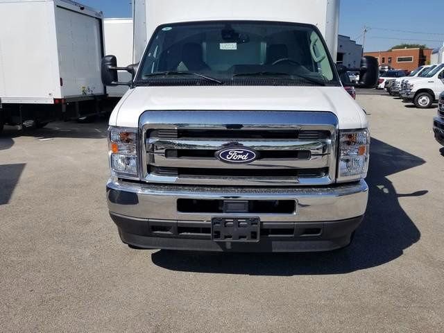 New 2026 Ford E-450 and Econoline 450 Super Duty w/ Power Equipment Group image 9
