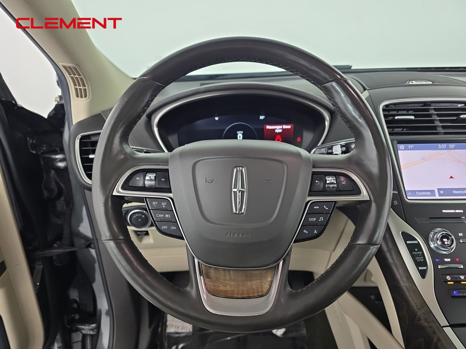 Used 2020 Lincoln Nautilus Reserve image 10