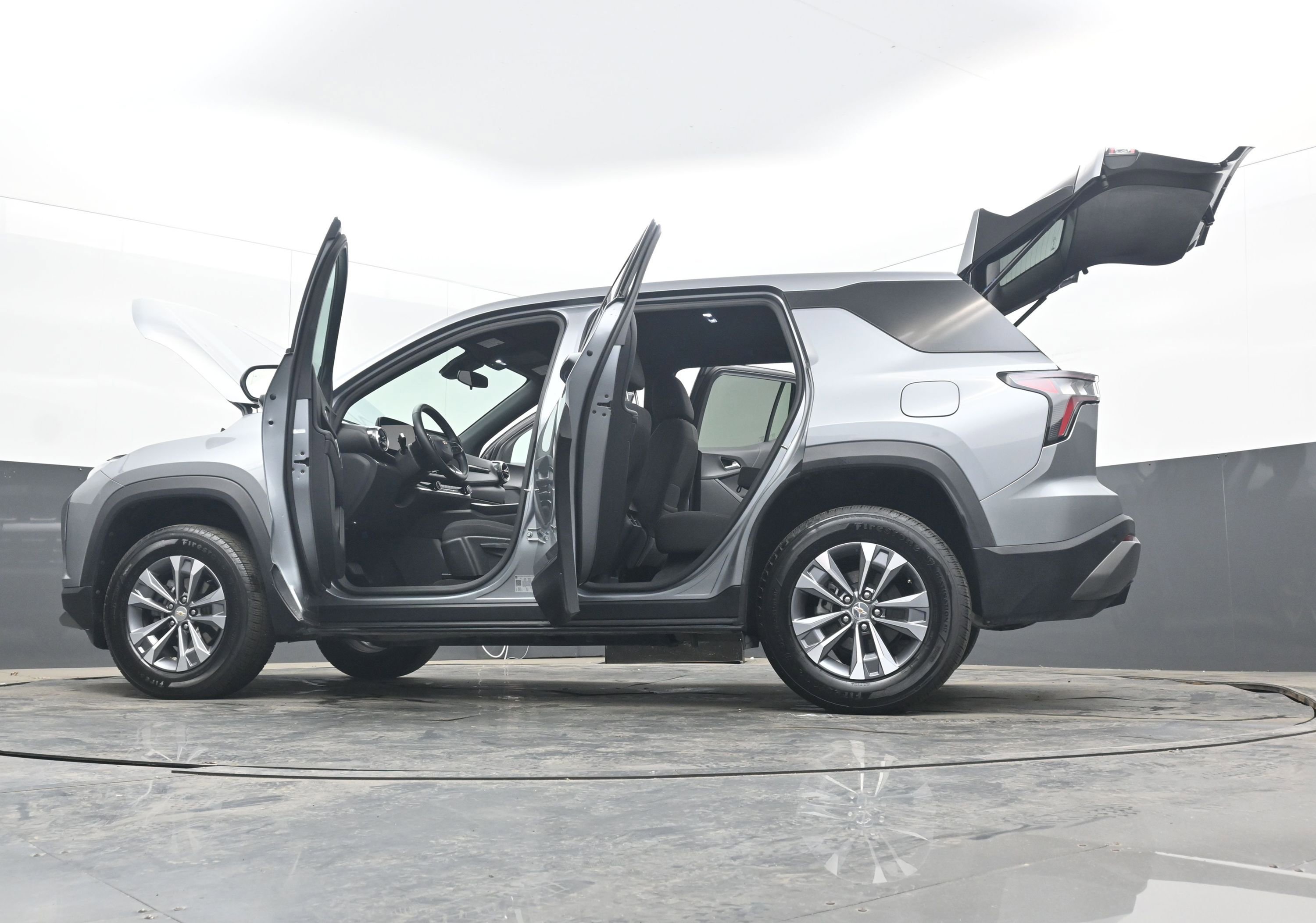 Used 2025 Chevrolet Equinox LT image 40