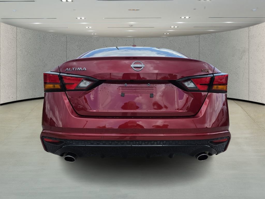 Used 2025 Nissan Altima 2.5 SR image 4