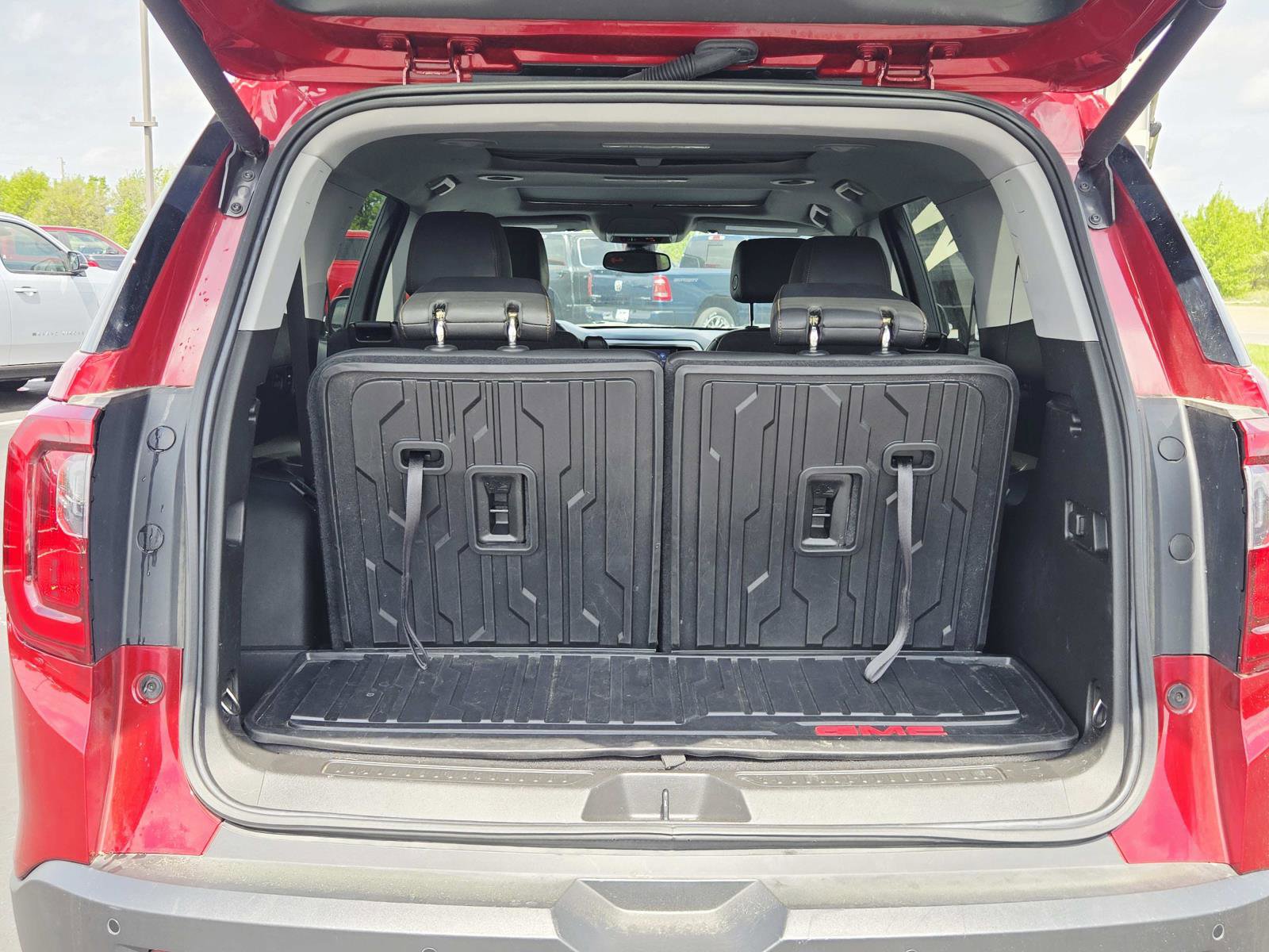 Used 2023 GMC Acadia AT4 w/ Technology Package AWD/4WD image 17