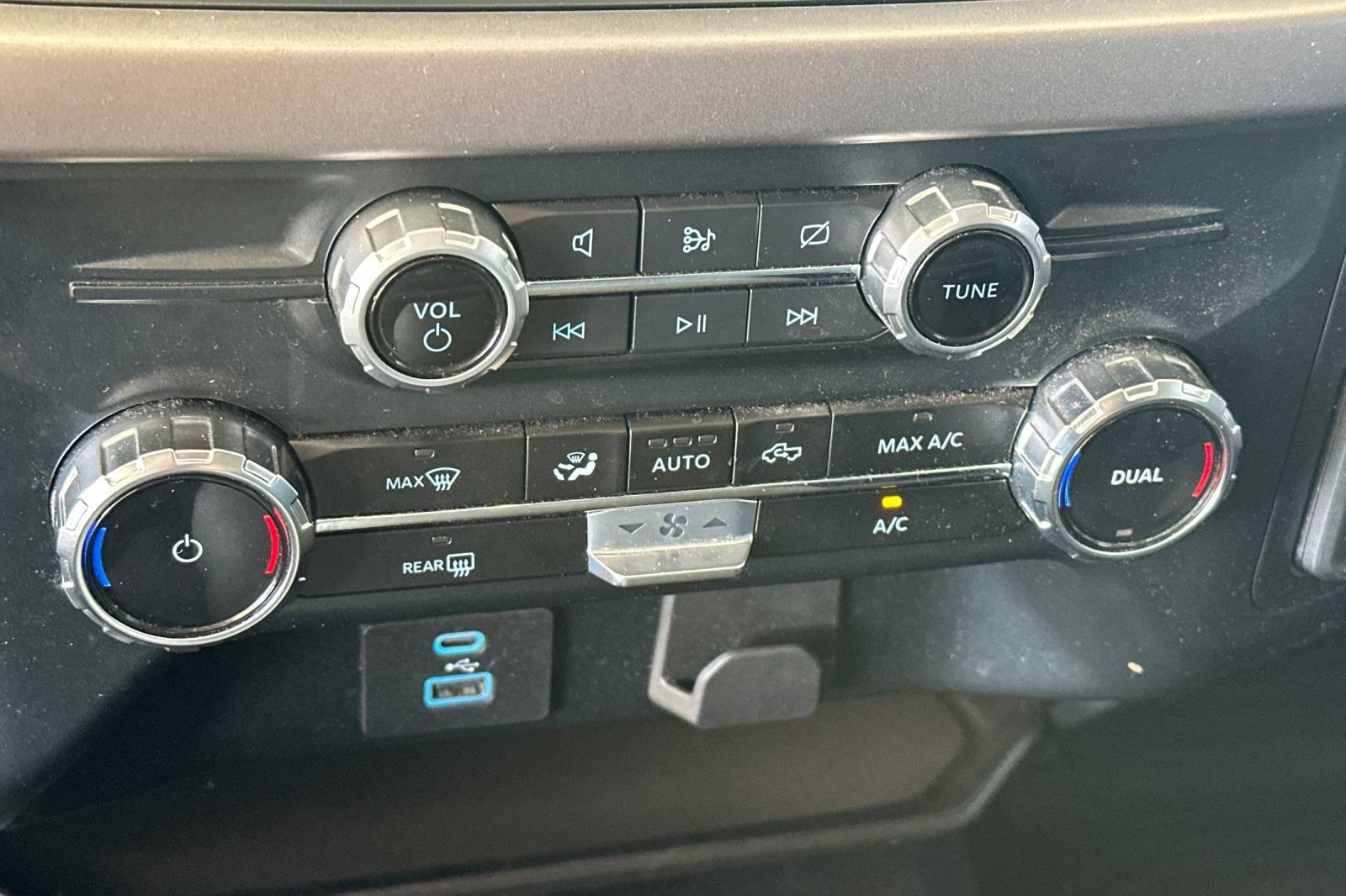 Used 2024 Ford F150 XLT RWD image 22