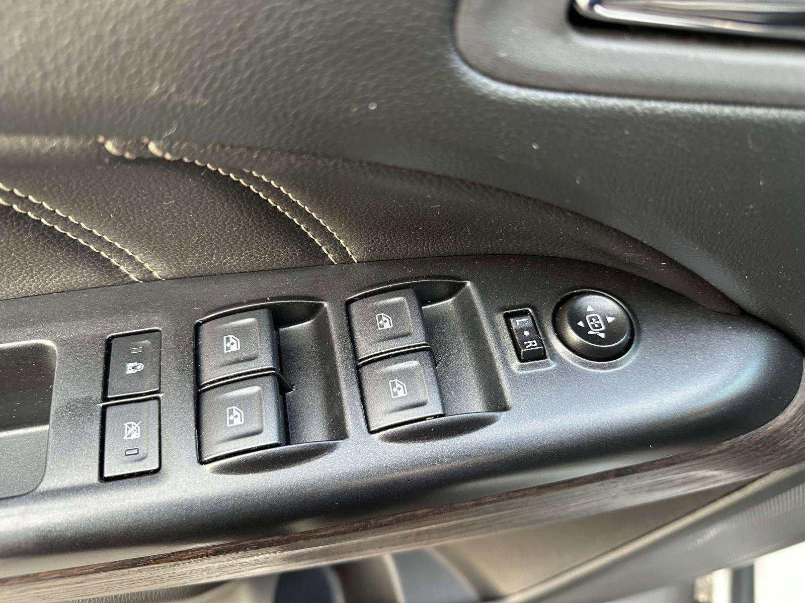 Used 2022 GMC Canyon Denali image 17