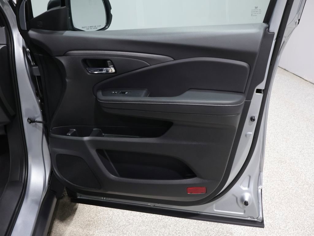 Used 2025 Honda Ridgeline RTL image 25