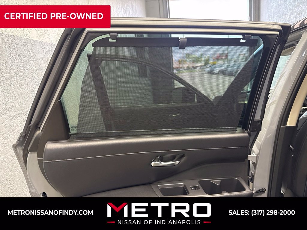 Used 2023 Nissan Pathfinder SL AWD/4WD image 20