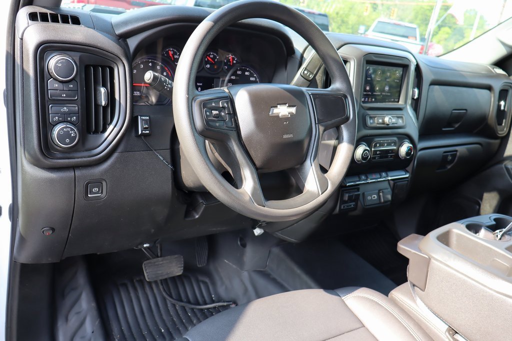 Used 2024 Chevrolet Silverado 3500 W/T w/ WT Convenience Package image 4