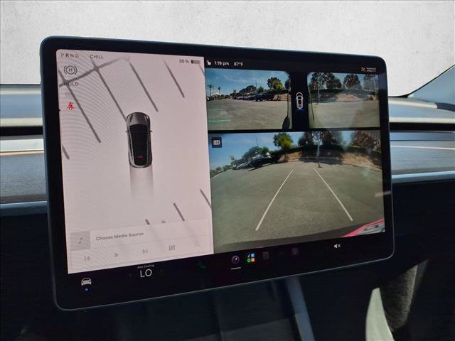 Used 2024 Tesla Model Y Long Range AWD/4WD image 14