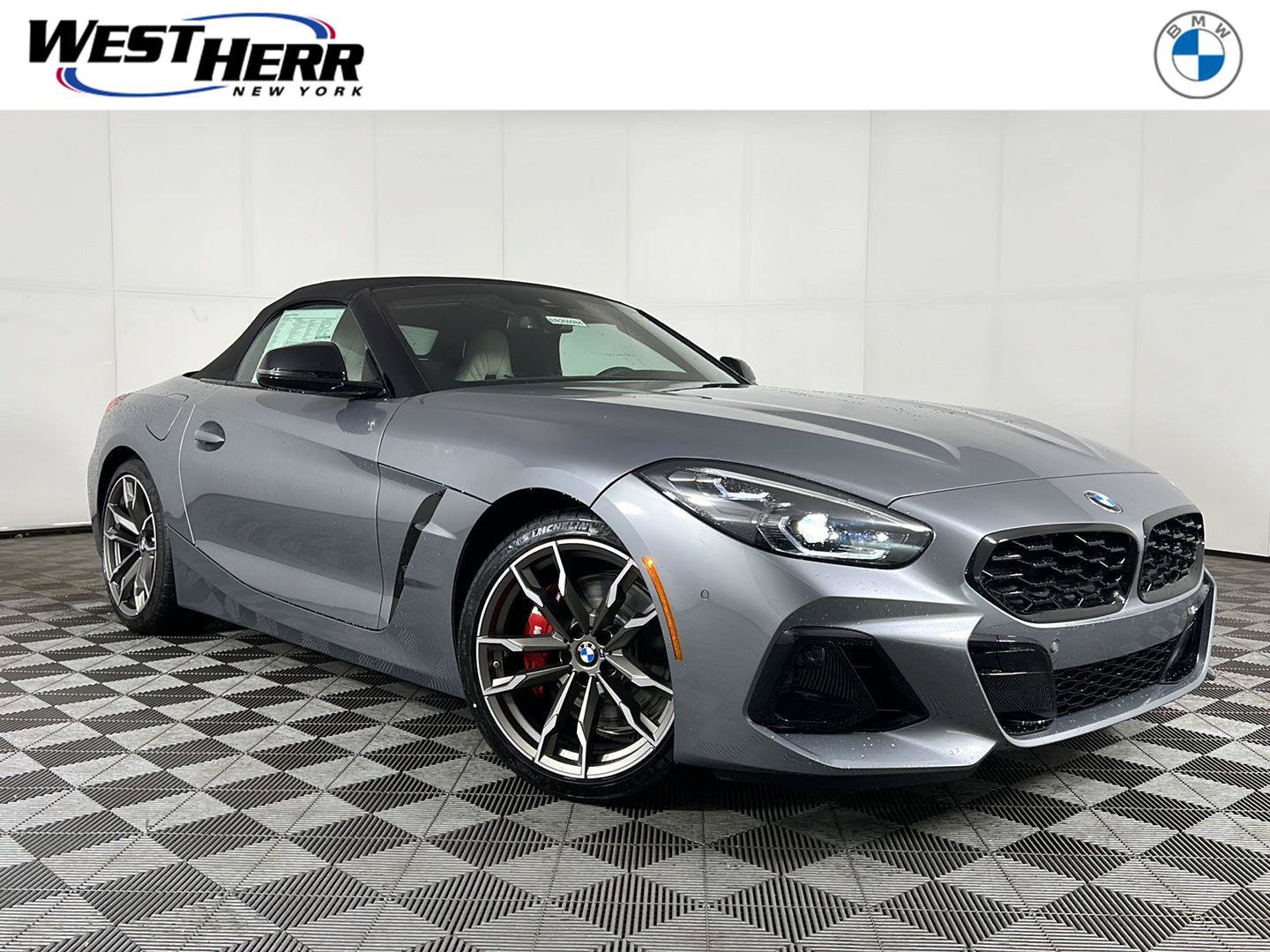 New 2026 BMW Z4 M40i w/ Premium Package RWD image 1