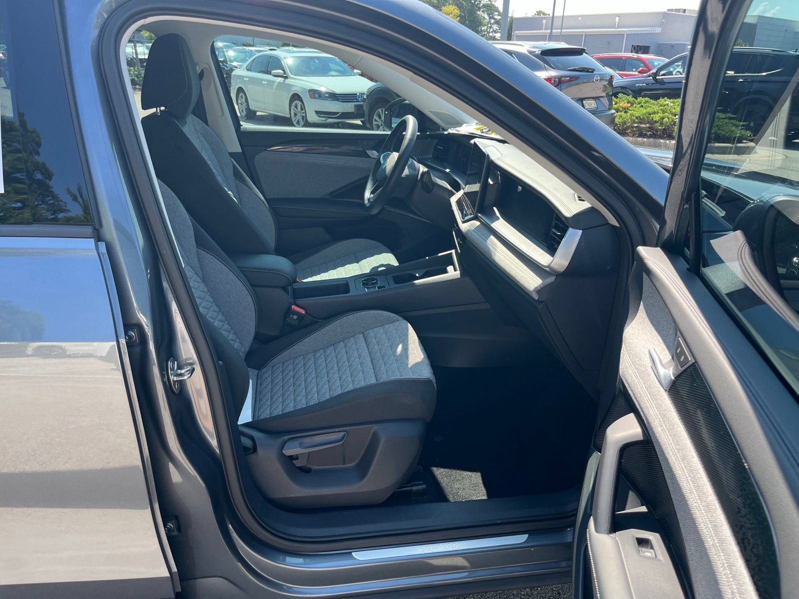 Certified 2026 Volkswagen Tiguan S FWD image 32