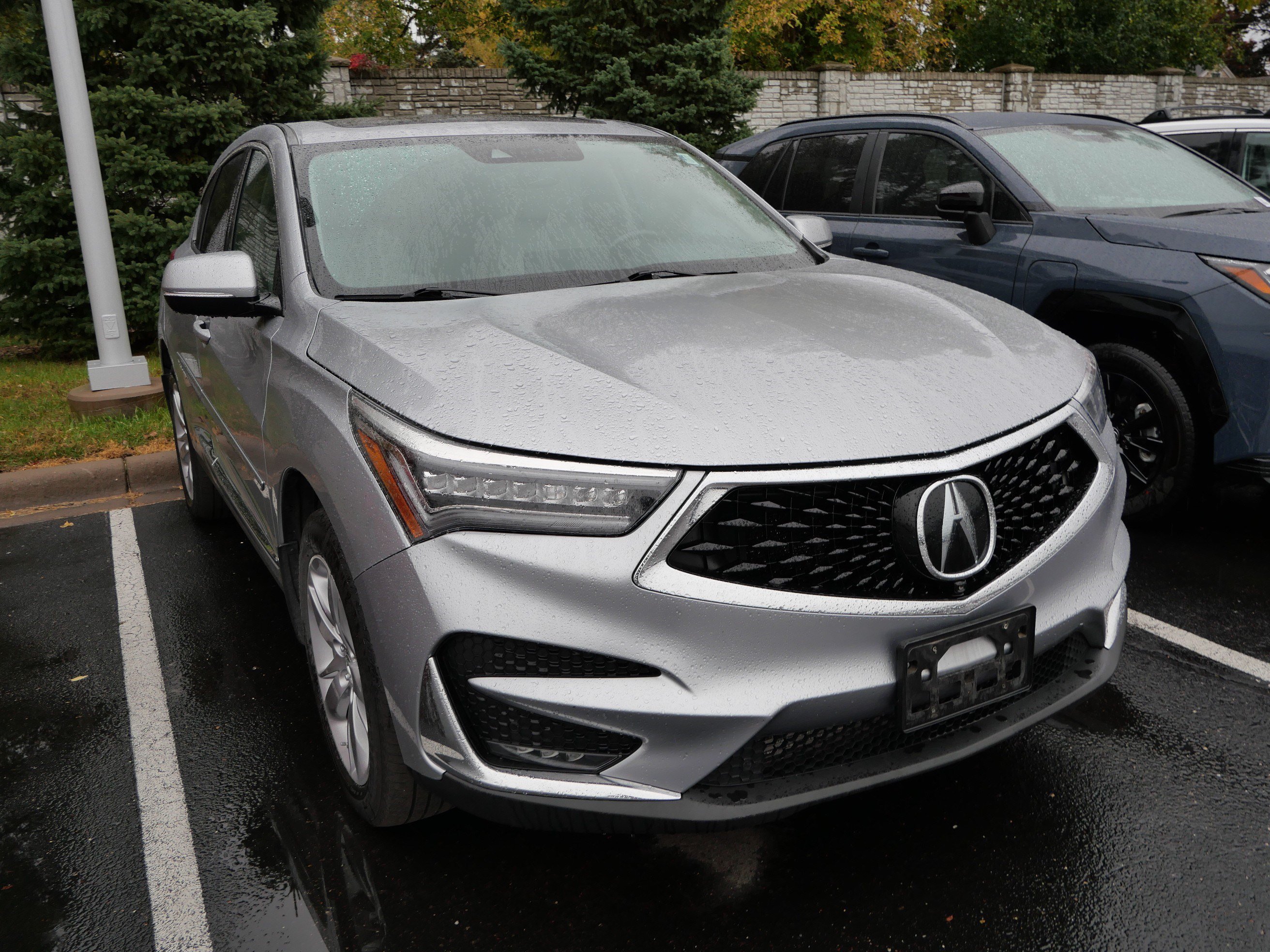 Used 2019 Acura RDX w/ Advance Package AWD/4WD image 3