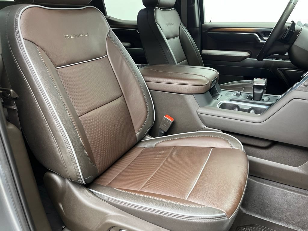 Used 2025 GMC Sierra 1500 Denali AWD/4WD image 23