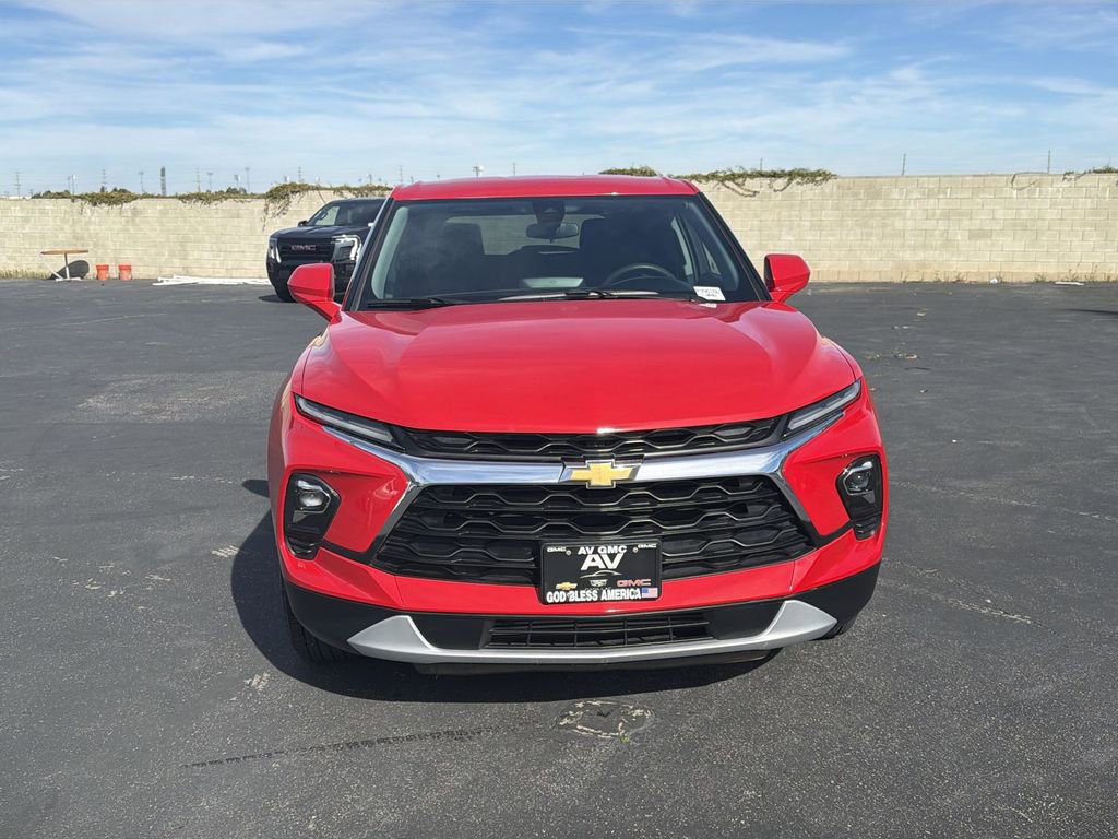 Used 2023 Chevrolet Blazer LT image 40