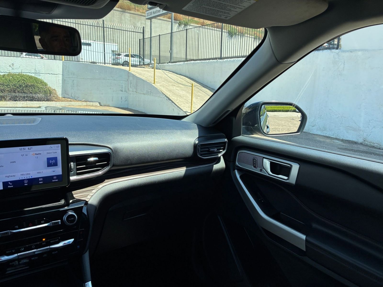 Used 2023 Ford Explorer Limited image 39