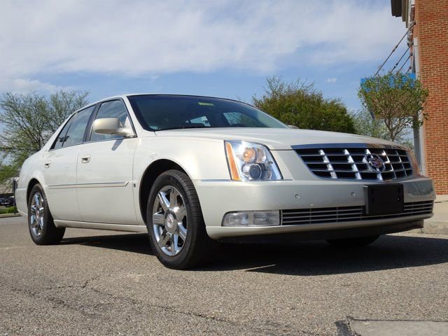Used 2007 Cadillac DTS Luxury I FWD image 30
