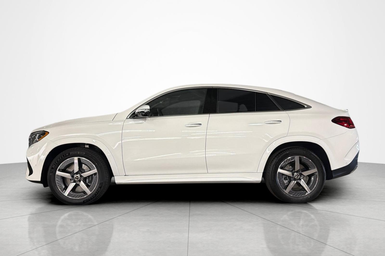 New 2027 Mercedes-Benz GLE 450 4MATIC Coupe image 2
