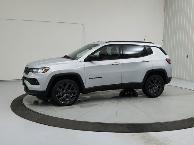 New 2026 Jeep Compass Latitude image 4