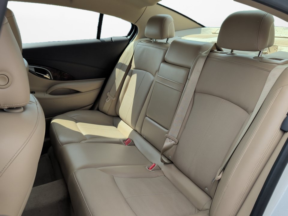 Used 2012 Buick LaCrosse Touring FWD image 15