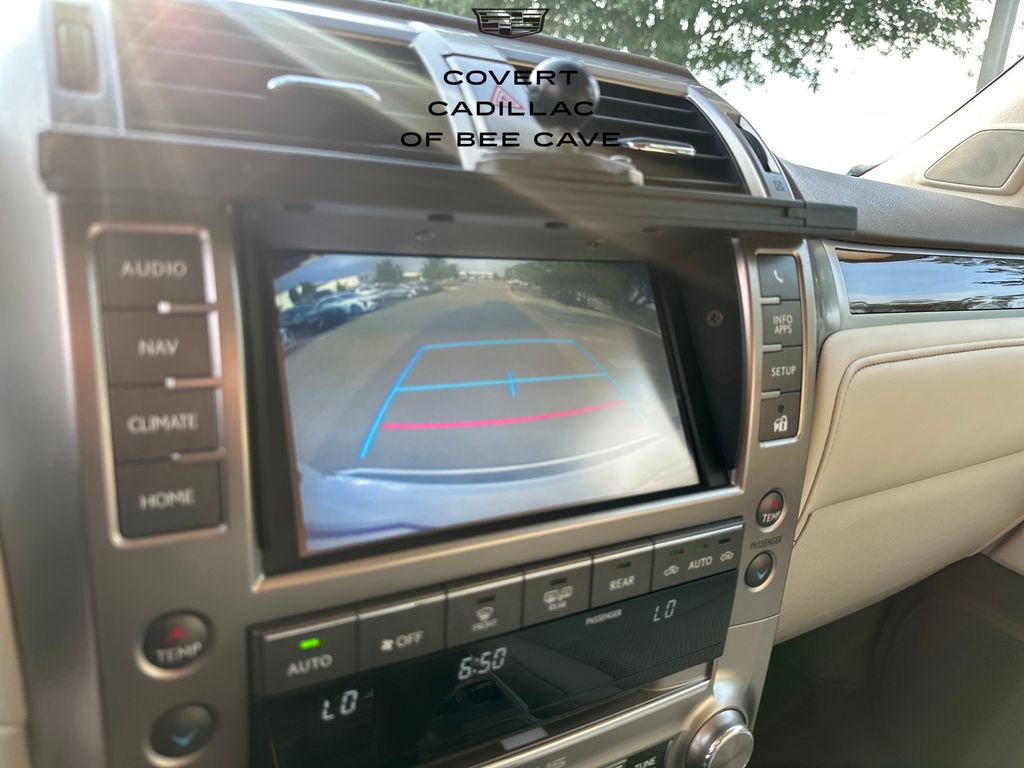 Used 2018 Lexus GX 460 Luxury w/ Preferred Accessory Package image 19