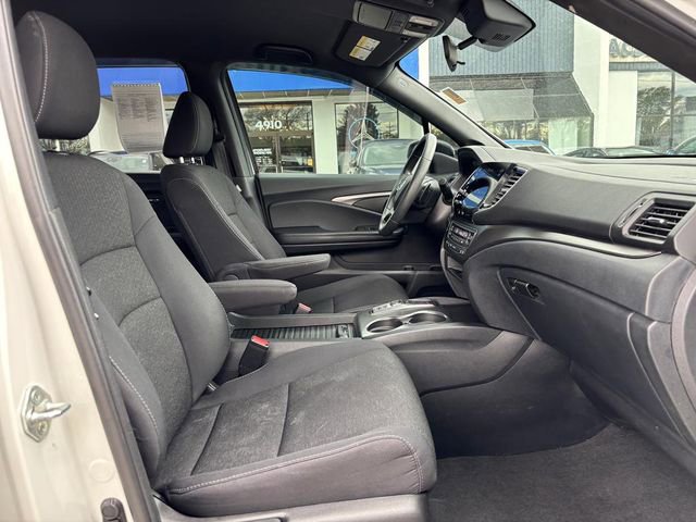 Used 2021 Honda Passport Sport image 15