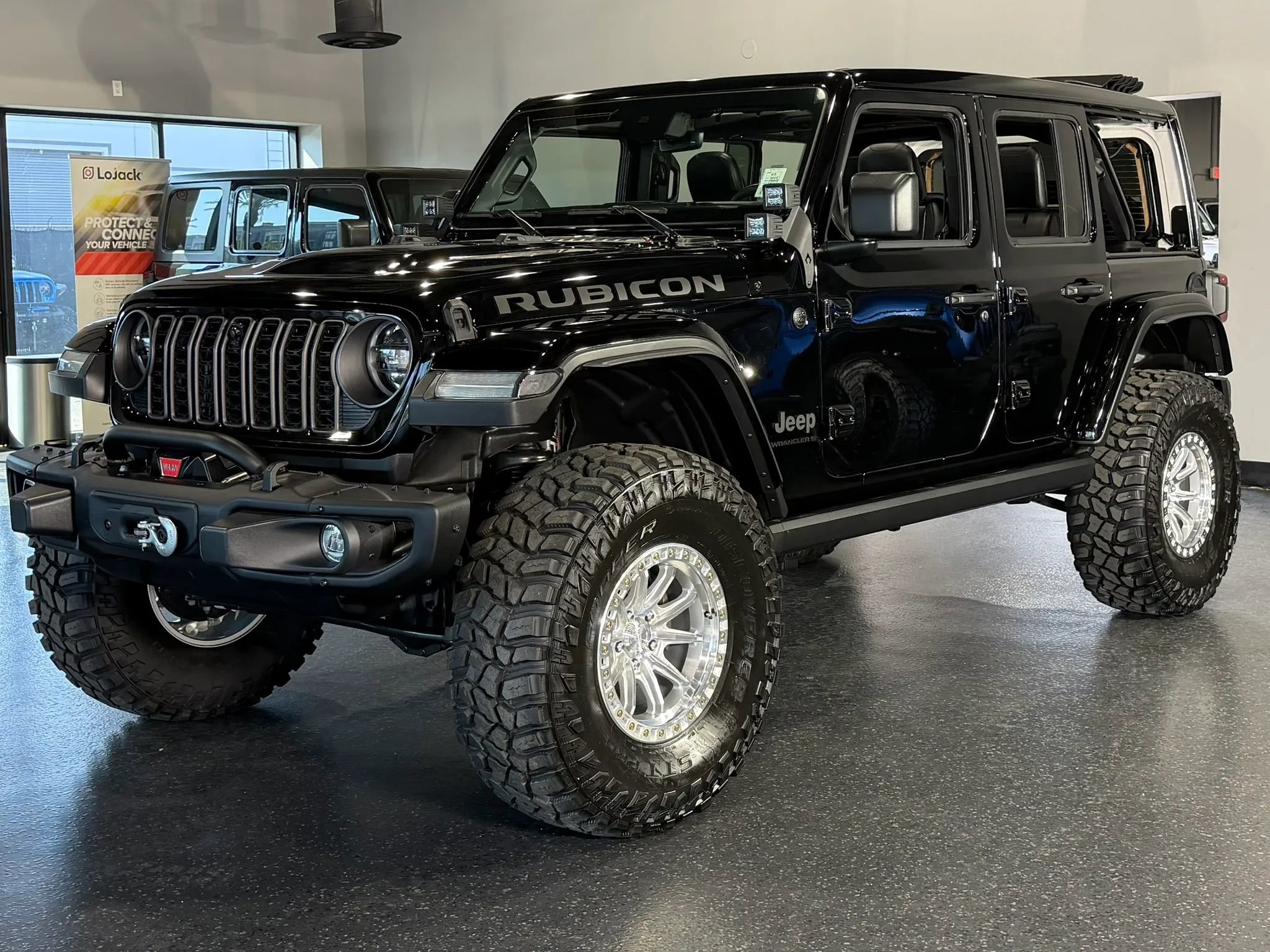 Used 2024 Jeep Wrangler Unlimited Rubicon image 18