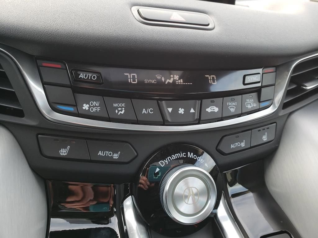 Certified 2025 Acura TLX w/ Technology Package image 28