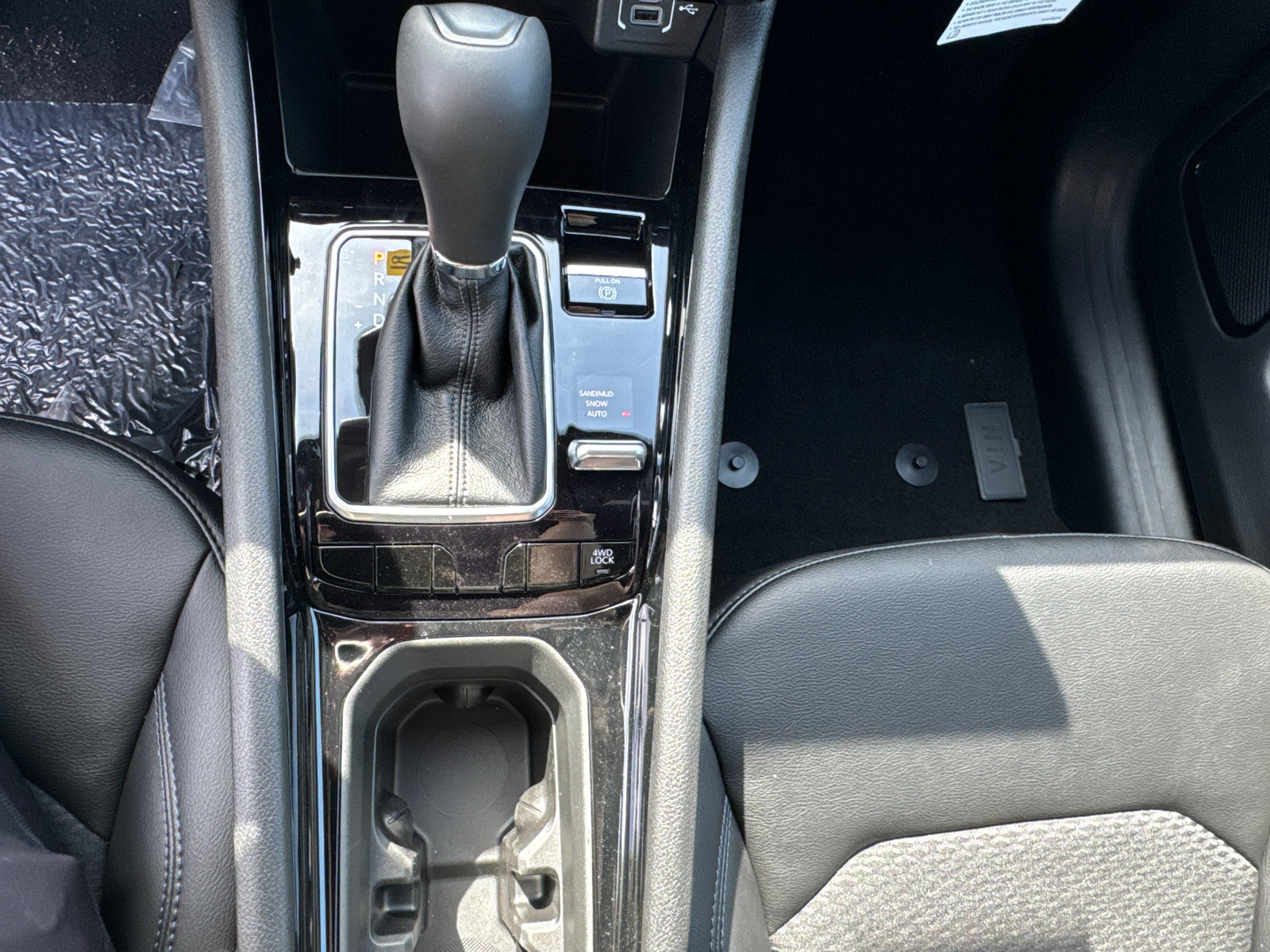New 2026 Jeep Compass Latitude AWD/4WD image 13