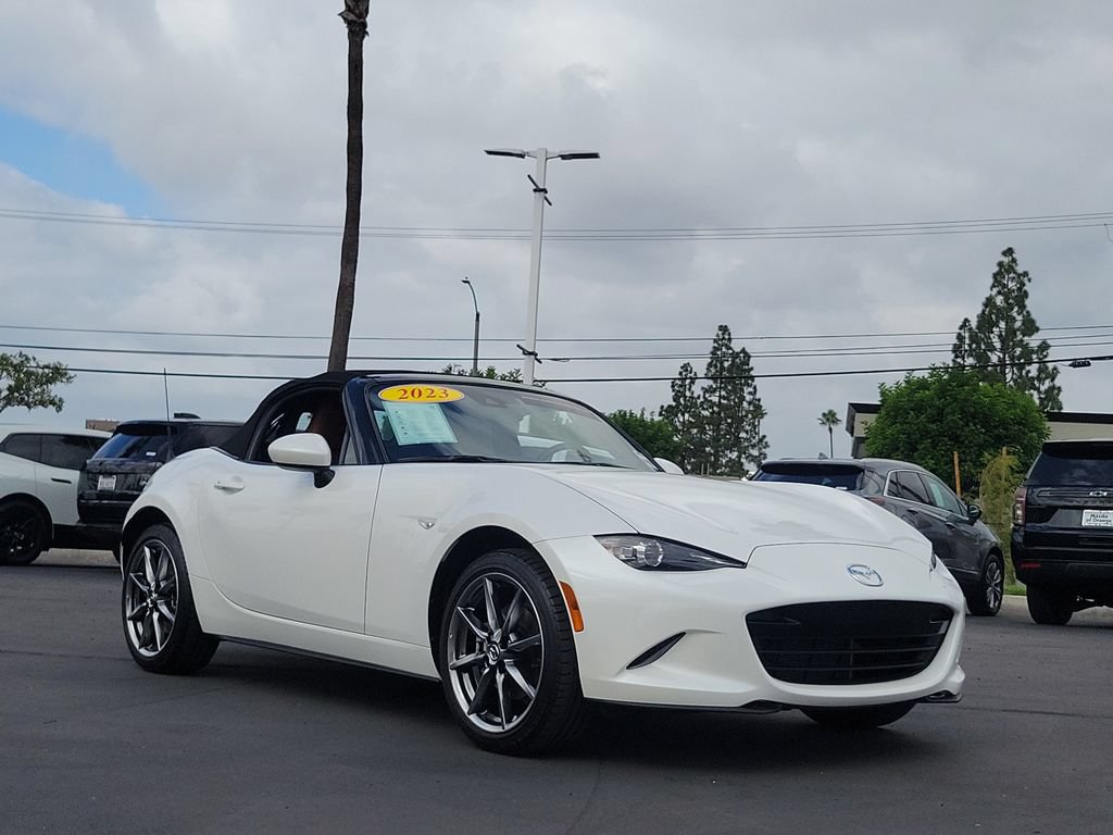 Certified 2023 MAZDA MX-5 Miata Grand Touring RWD image 29