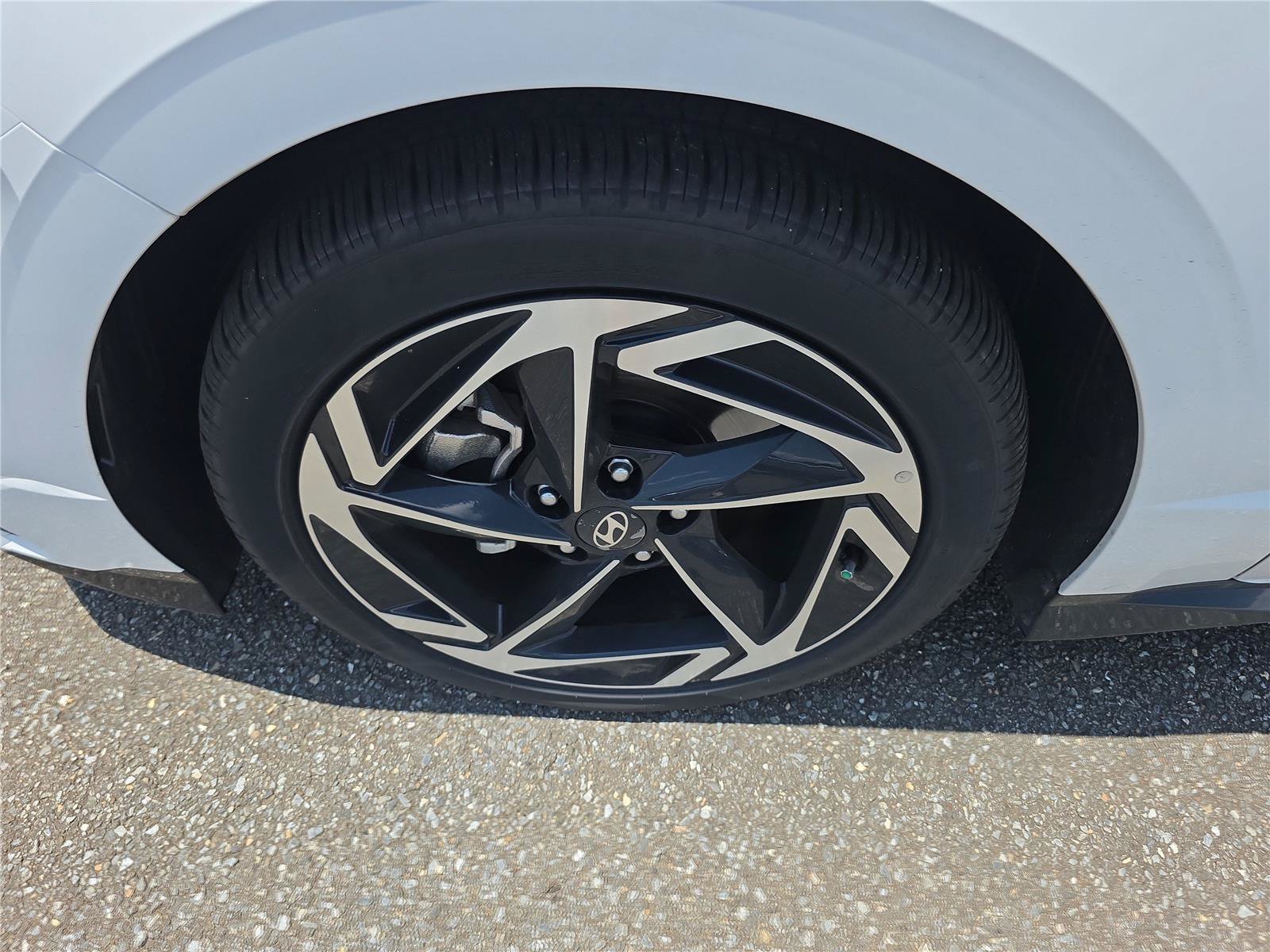 Certified 2026 Hyundai Sonata SEL AWD/4WD image 38