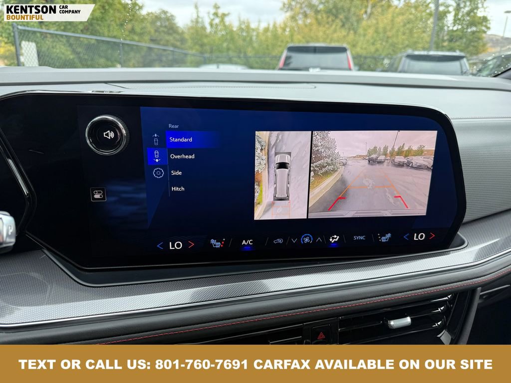 Used 2025 Chevrolet Suburban RST image 29