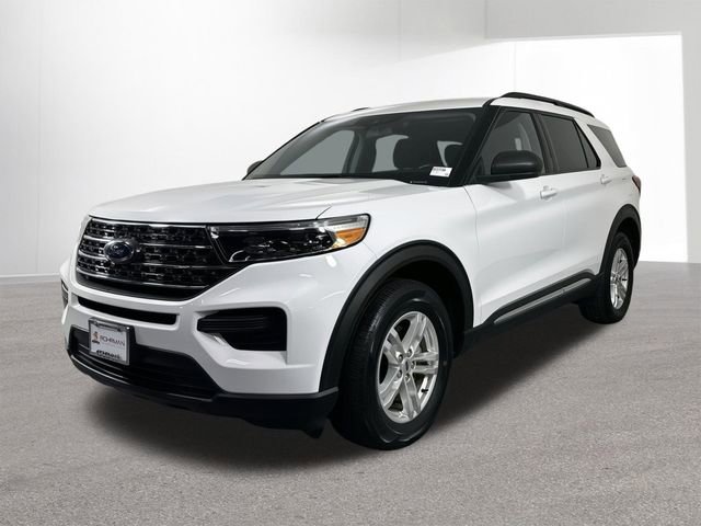 Used 2022 Ford Explorer XLT AWD/4WD image 1