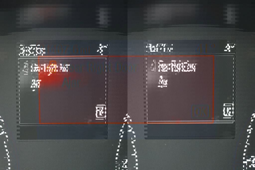 Used 2023 Ford Transit 350 XLT image 15