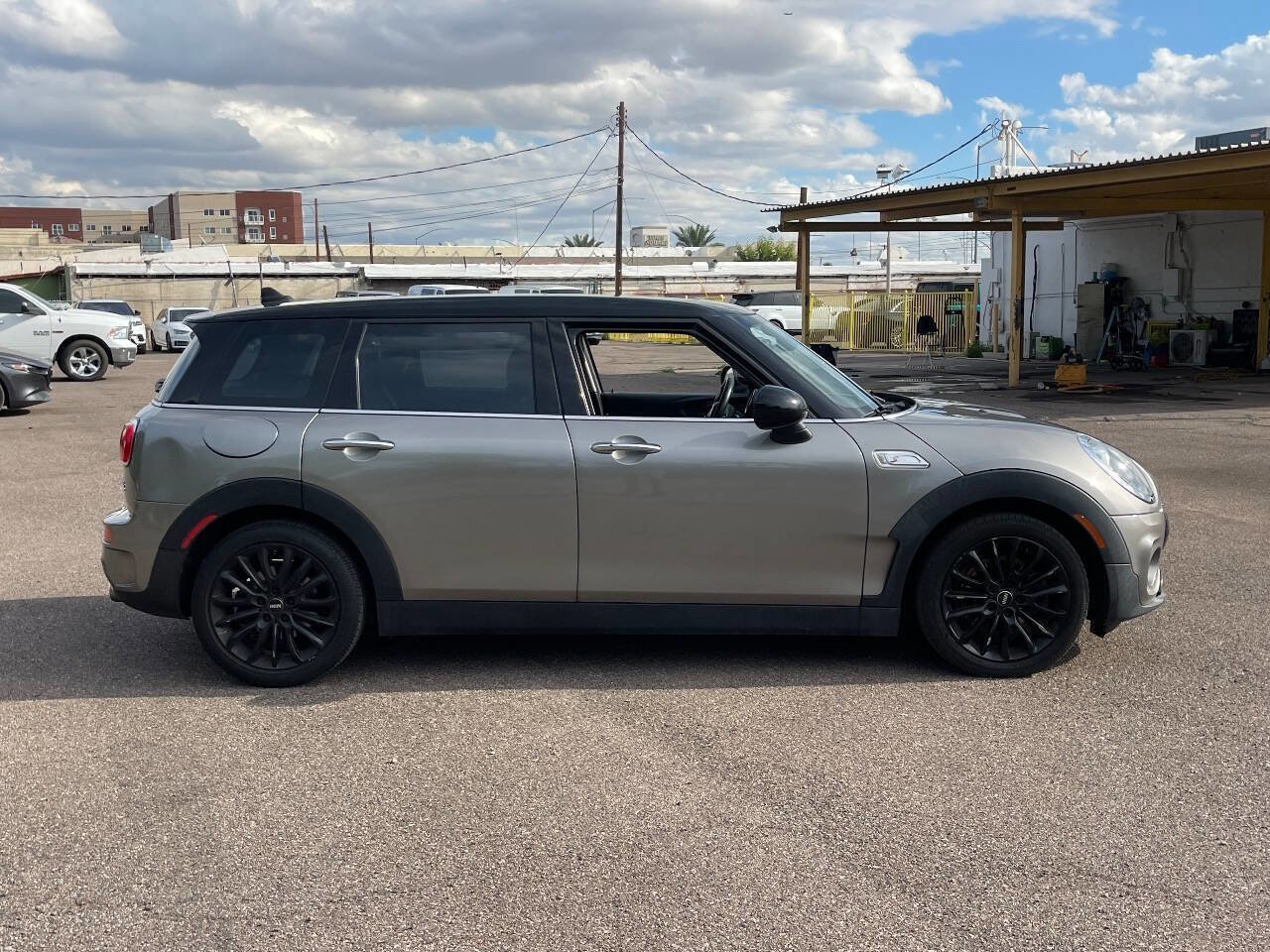 Used 2019 MINI Cooper Clubman S image 2