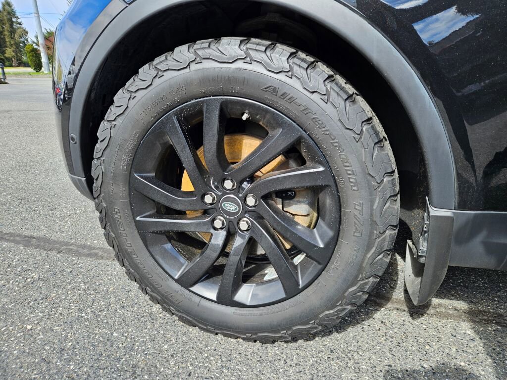 Used 2018 Land Rover Discovery HSE AWD/4WD image 8